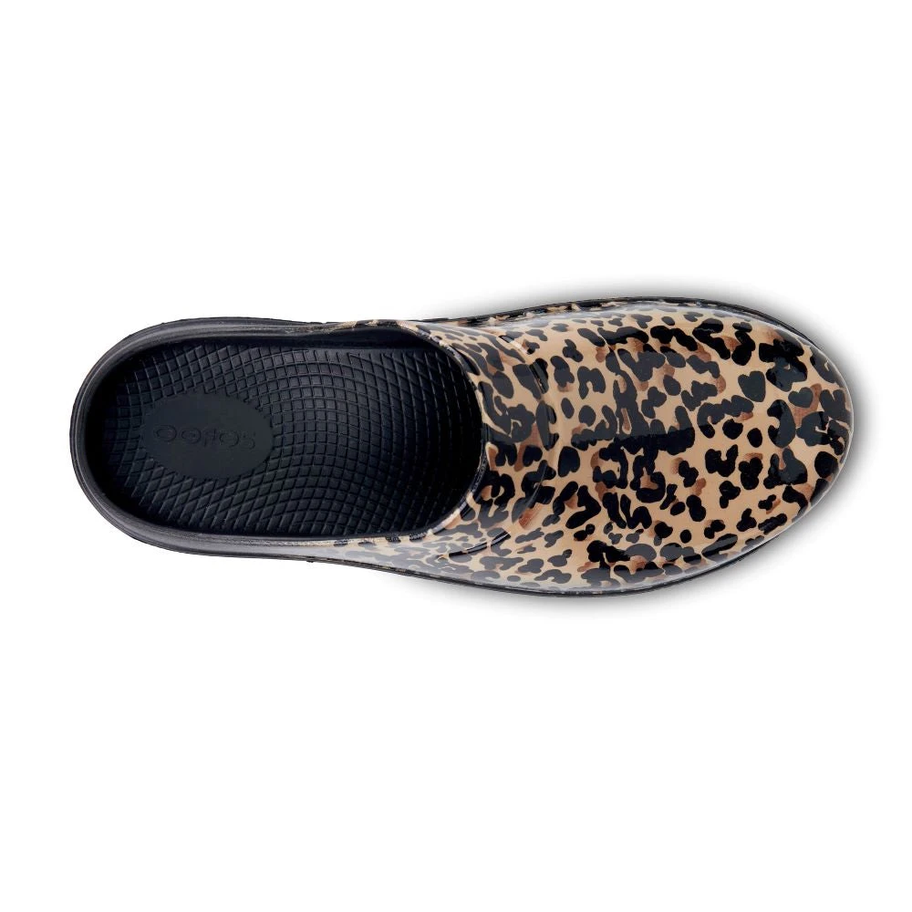 'OOFOS' Women's OOcloog Luxe Pixel Clog - Black / Black Leopard 'OOFOS' Women's OOcloog Luxe Pixel Clog - Black / Black Leopard -Outdoor Apparel Shop
