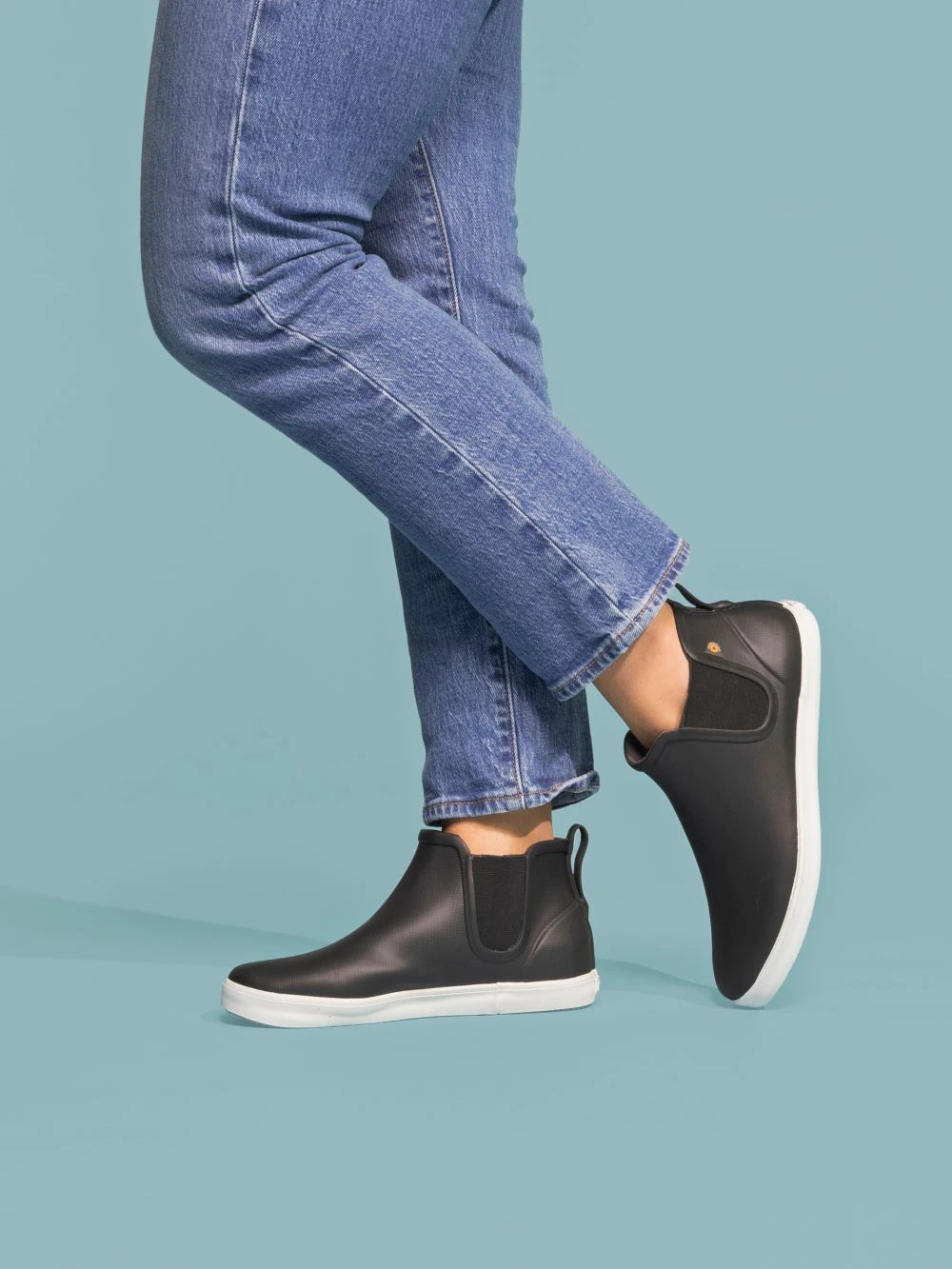 'Bogs' Women's Kicker Rain Chelsea - Black 'Bogs' Women's Kicker Rain Chelsea - Black -Outdoor Apparel Shop Bogs Spring 2022 72509 009