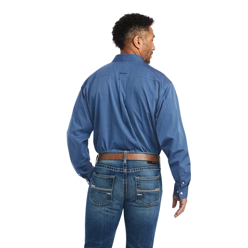 'Ariat' Men's Wrinkle Free Classic Fit Oxford Button Down - Azure Blue 'Ariat' Men's Wrinkle Free Classic Fit Oxford Button Down - Azure Blue -Outdoor Apparel Shop