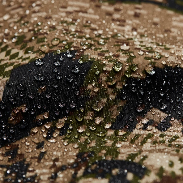 'Sitka' Men's Traverse Jacket - Big Game : Optifade Subalpine 'Sitka' Men's Traverse Jacket - Big Game : Optifade Subalpine -Outdoor Apparel Shop IMG SITKA BG 2022 600028 SA Traverse Jacket Optifade Subalpine 592p Studio