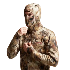 'Sitka' Men's Traverse Hoody - Optifade Waterfowl : Marsh -Outdoor Apparel Shop IMG SITKA WL 2022 600026 WL Traverse Hoody Optifade Waterfowl 592p Studio 02259 1024x1024@2x