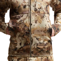 'Sitka' Men's Traverse Hoody - Optifade Waterfowl : Marsh -Outdoor Apparel Shop IMG SITKA WL 2022 600026 WL Traverse Hoody Optifade Waterfowl 592p Studio 02273 1024x1024@2x