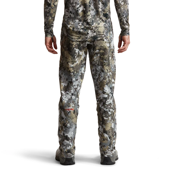 'Sitka' Men's Traverse Pant - Whitetail : Elevated II 'Sitka' Men's Traverse Pant - Whitetail : Elevated II -Outdoor Apparel Shop IMG SITKA WT 2022 600029 EV Traverse Pant Optifade Elevated II 592p Studio