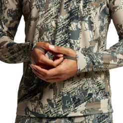 'Sitka' Core Lightweight Crew Shirt - Big Game : Optifade Open Country -Outdoor Apparel Shop Img SITKA BG 2021 10064 OB Mens Core Lightweight Crew LS Optifade Open Country Studio 0008 1024x1024@2x
