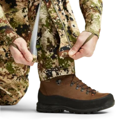 'Sitka' Men's Dew Point WP Pant - Optifade Subalpine -Outdoor Apparel Shop Img SITKA BG 2021 50255 SA Mens Dew Point Pant Optifade Subalpine 1000p Studio 0767 1024x1024@2x
